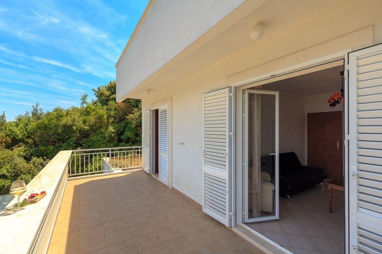 Apartments Mari Zrnovo Luaran gambar