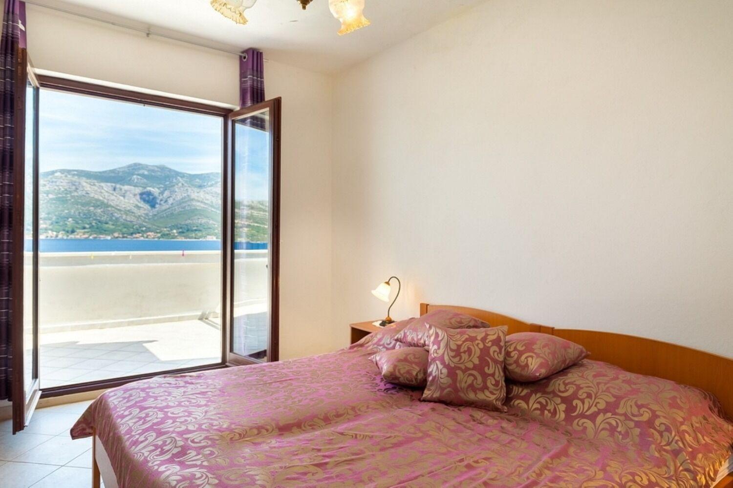 Apartments Mari Zrnovo Luaran gambar